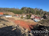 Prodej pozemku určeného ke stavbě rodinného domu o velikosti 3050 m v obci Bradlecká Lhota, okr. Sem, cena 2140000 CZK / objekt, nabízí EVROPA realitní kancelář