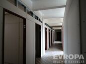 Pronájem skladových prostor 10 - 12 m2 Liberec, Hanychovská, cena 1500 CZK / objekt / měsíc, nabízí EVROPA realitní kancelář