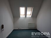 Pronájem skladových prostor 12 m2 Liberec, Hanychovská, cena 1500 CZK / objekt / měsíc, nabízí EVROPA realitní kancelář