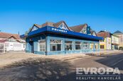 Prodej multifunkčního areálu o rozloze 1 968 m2 na hlavní ulici ve Vrchlabí showroom Peugeot, kance, cena 29998000 CZK / objekt, nabízí EVROPA realitní kancelář