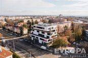 Dovolujeme si Vám nabídnout komerční prostor (1.01) 103,02 m2 z developerského projektu Rezidence Pe, cena 12850000 CZK / objekt, nabízí EVROPA realitní kancelář