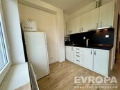 Pronájem byt 1+kk, 33m2, 4.NP., Politických Vězňů, Plzeň, cena 12000 CZK / objekt / měsíc, nabízí EVROPA realitní kancelář