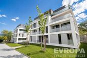 Moderní a kompletně zařízený byt 3+kk s terasou, garážovým stáním a sklepem VIVA Vrchlabí, cena 25800 CZK / objekt / měsíc, nabízí EVROPA realitní kancelář