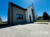 Rodinný dům 4+1, cena 12500000 CZK / objekt, nabízí EVROPA realitní kancelář