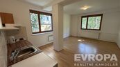 Pronájem bytu 1+kk ve Vrchlabí, cena 6500 CZK / objekt / měsíc, nabízí EVROPA realitní kancelář