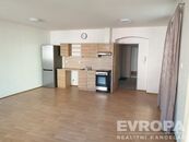Pronájem bytu 1+kk v centru Liberce ul. 5. května, cena 10500 CZK / objekt / měsíc, nabízí 