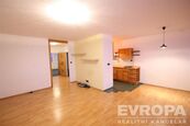 Prostorný byt 3+kk, 74 m2, lodžie, komora, Praha 6, Řepy, cena 22000 CZK / objekt / měsíc, nabízí 