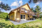 Prostorný rodinný dům 7+kk s bazénem, dvojgaráží a velkou zahradou Hybrálec u Jihlavy, cena 12700000 CZK / objekt, nabízí EVROPA realitní kancelář