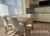 Pronájem domu 5+kk se zahradou v Čelechovicích na Hané, cena 35000 CZK / objekt / měsíc, nabízí EVROPA realitní kancelář