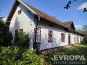 Rodinný dům s hospodářským zázemím a zahradou v obci Hlavečník, cena 5600000 CZK / objekt, nabízí EVROPA realitní kancelář