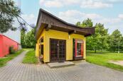 Pronájem obchodního prostoru o výměře 30 m2 v žádané oblasti Plzeň - Bolevec, ul. Kaznějovská , cena 13000 CZK / objekt / měsíc, nabízí Ing. Eva Šnajdrová