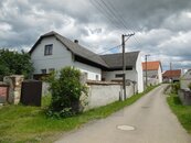 Prodej menšího RD do L s nádvořím, bez zahrady, nemovitost k rekonstrukci, Malý Bor, okres Klatovy, cena 1956000 CZK / objekt, nabízí 