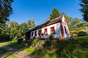 Prodej udržovaného RD, se zastřešenou pergolou a zahradou, Suchdol u Bujanova, okr. Český Krumlov, cena 2790000 CZK / objekt, nabízí RK Stejskal & Šandera