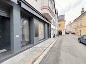 Pronájem kanceláře 42 m2, cena 20000 CZK / objekt / měsíc, nabízí 