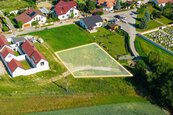 Stavební pozemek 1004 m2 v oblíbené obci Libníč - klidné bydlení pár minut od Českých Budějovic, cena 4467800 CZK / objekt, nabízí 