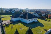 Prodej prostorného, rezidenčního RD s velkou, rovinatou zahradou, Srubec, Č. Budějovice, cena 17500000 CZK / objekt, nabízí 