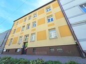 Pronájem prostorného bytu 2+kk (ca 51m2) se společnou relax zónou v Pekárenské ul., České Budějovice, cena 12000 CZK / objekt / měsíc, nabízí 