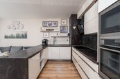 Prodej moderního bytu 3+kk, 72 m2 s terasou 56 m2 a 2x parkovací stání, Včelná u Českých Budějovic, cena 8750000 CZK / objekt, nabízí 