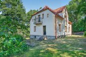 Prodej částečně rekonstruovaného a modernizovaného RD, s velice velkým, přilehlým pozemkem, Chabičovice, okr. Č. Krumlov, cena 6814600 CZK / objekt, nabízí RK Stejskal & Šandera
