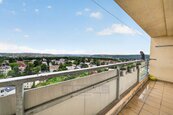 Prodej částečně rekonstruovaného OV bytu 3+1 s lodžií, užitná plocha 67 m2, Údolní, Braník, Praha 4, cena 8346000 CZK / objekt, nabízí RK Stejskal & Šandera