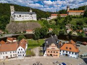Prodej zavedeného, plně fungujícího hotelu s restaurací a velice prostorným vlastním pozemkem, Rožmberk nad Vltavou, okr. Č. Krumlov, cena 51500000 CZK / objekt, nabízí 