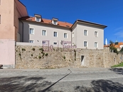 Pronájem, byt 1+kk s terasou, 39 m2, Jindřichův Hradec, náměstí Míru, cena 13500 CZK / objekt / měsíc, nabízí 