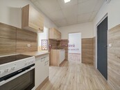 Pronájem, byt 2+1, 35 m2, Jindřichův Hradec, ul. Miřiovského, cena 12400 CZK / objekt / měsíc, nabízí 