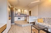 Pronájem, byt 2+kk s balkonem, Jindřichův Hradec, sídliště Vajgar, cena 9700 CZK / objekt / měsíc, nabízí 
