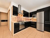 Pronájem, byt 2+1 s balkonem, 65 m2, Jindřichův Hradec, sídliště Vajgar, cena 13700 CZK / objekt / měsíc, nabízí 