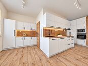 Prodej, byt 3+1 s balkonem, 65 m2, Jindřichův Hradec, sídliště Vajgar, cena 4990000 CZK / objekt, nabízí 