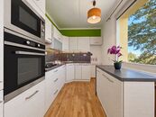 Pronájem, byt 3+1 s balkonem, 75 m2, Jindřichův Hradec, Kosmonautů, cena 14500 CZK / objekt / měsíc, nabízí Reality Š&V s.r.o.