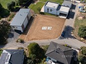 Pozemek pro rodinné bydlení 680 m2 - Veleň-Mírovice, cena 9190000 CZK / objekt, nabízí 