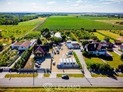 Prodej pozemek pro bydlení, 2 670 m2 - Božice, cena 6675000 CZK / objekt, nabízí