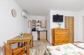 Pronájem bytu 1+kk 20 m2, Jaroslavice, cena 8000 CZK / objekt / měsíc, nabízí 