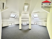 Šilingrovo náměstí- pronájem kanceláře (36 m2), cena 295 CZK / m2 / měsíc, nabízí 