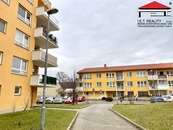 Pronájem bytu 3+kk 87m2 s parkovacím stáním - Brno - Líšeň, cena 26000 CZK / objekt / měsíc, nabízí I.E.T. REALITY, s.r.o. Brno
