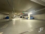 Dlouhodobý pronájem garážového stání, cena 2000 CZK / objekt / měsíc, nabízí Frydrych Reality, s.r.o.