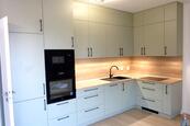 Pronájem bytu 2+kk, Brno-střed, ul. Nové sady, 68m2, výtah, balkón, gar. stání, cena 24000 CZK / objekt / měsíc, nabízí Roman Kvasnica realitní makléř