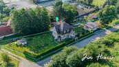 Výjimečná vila u golfového resortu Greensgate pozemek 1 935 m2, bydlení i investice, cena cena v RK, nabízí 