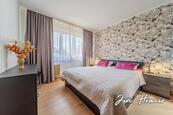 Pronájem bytu 2+1, 55 m2, Masarykova, Ostrov, cena 13000 CZK / objekt / měsíc, nabízí Realitní makléř Jiří Hrnčíř