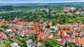 Prodej pěkného domu v samém centru historického města Příční 227, Kostelec nad Černými lesy, 107 m2 obytné plochy se zahradou 164 m2, cena 5900000 CZK / objekt, nabízí 