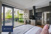 Pronájem bytu 1+kk 30 m, Praha - Smíchov, cena 23900 CZK / objekt / měsíc, nabízí Blueground