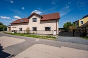 Prodej rodinného domu 7+1, 224 m2 s garáží a krásnou prostornou zahradou 1759 m2, Košátky, Středočeský kraj, cena 11490000 CZK / objekt, nabízí Century 21 Synergy