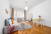 Prostorný a světlý byt 2+1 s krásným výhledem, ulice Janovského, Holešovice, Praha 7, cena 8950000 CZK / objekt, nabízí 