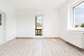 Pronájem bytu 3kk se dvěma balkóny po kompletní rekonstrukci, Pernarec, cena 17500 CZK / objekt / měsíc, nabízí