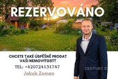 Prodej chaty se zahradou o výměře 289 m2 na okraji menšího města Počátky, cena cena v RK, nabízí 