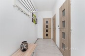 Prodej zrekonstruovaného bytu 1+1 s panoramatickým výhledem, ul. Hrabinská, Český Těšín, cena 1900000 CZK / objekt, nabízí Century 21 Synergy