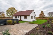 Prodej rodinného domu 3+kk 93 m2 s terasou 18 m2 a krásnou zahradou 721 m2, Záhornice. okres Nymburk, cena 8990000 CZK / objekt, nabízí Century 21 Synergy