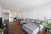 Pronájem světlého, nadstandardně prostorného bytu s lodžií 2+kk, 71 m2, Plzeň Lochotín, cena 19000 CZK / objekt / měsíc, nabízí 