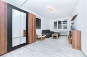 Pronájem kompletně zařízeného bytu 2+1, 52 m2, Třinec ul. Dukelská, cena 16000 CZK / objekt / měsíc, nabízí 